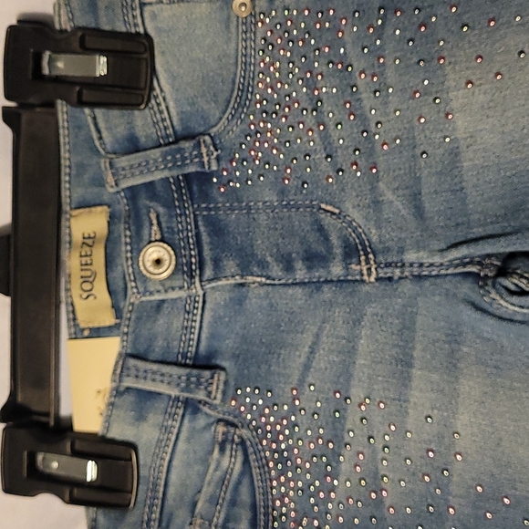 Toddler Girl Size 2T Squeeze Jeans. NWT - Picture 3 of 6